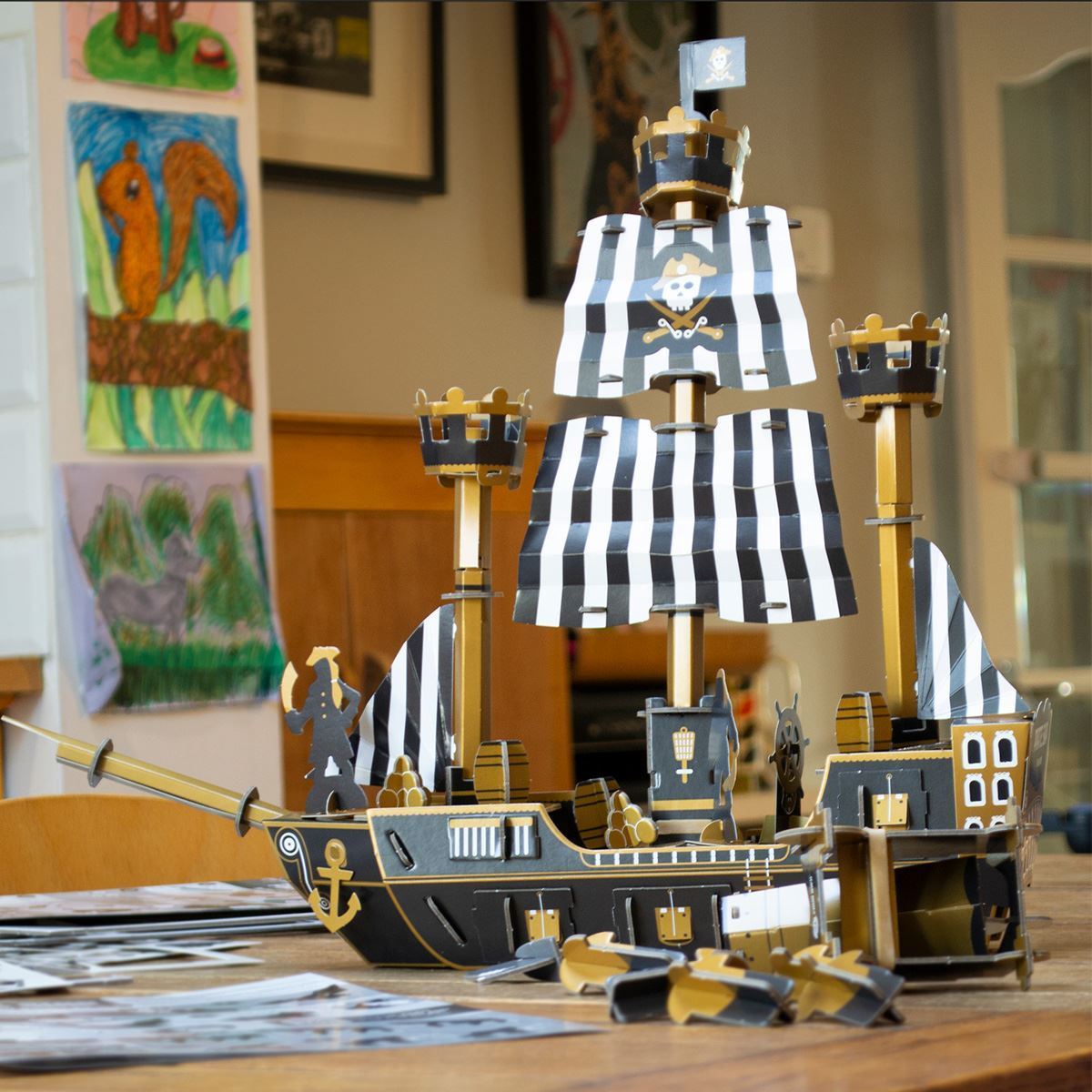 Model pirate best sale ship building kits